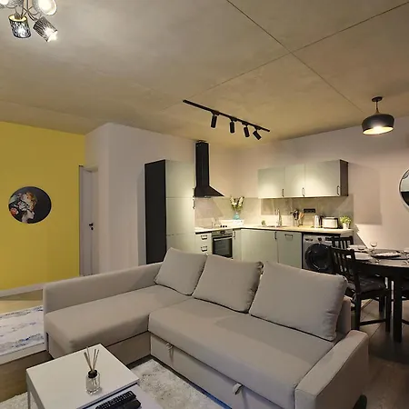 New Faces Design In Downtown